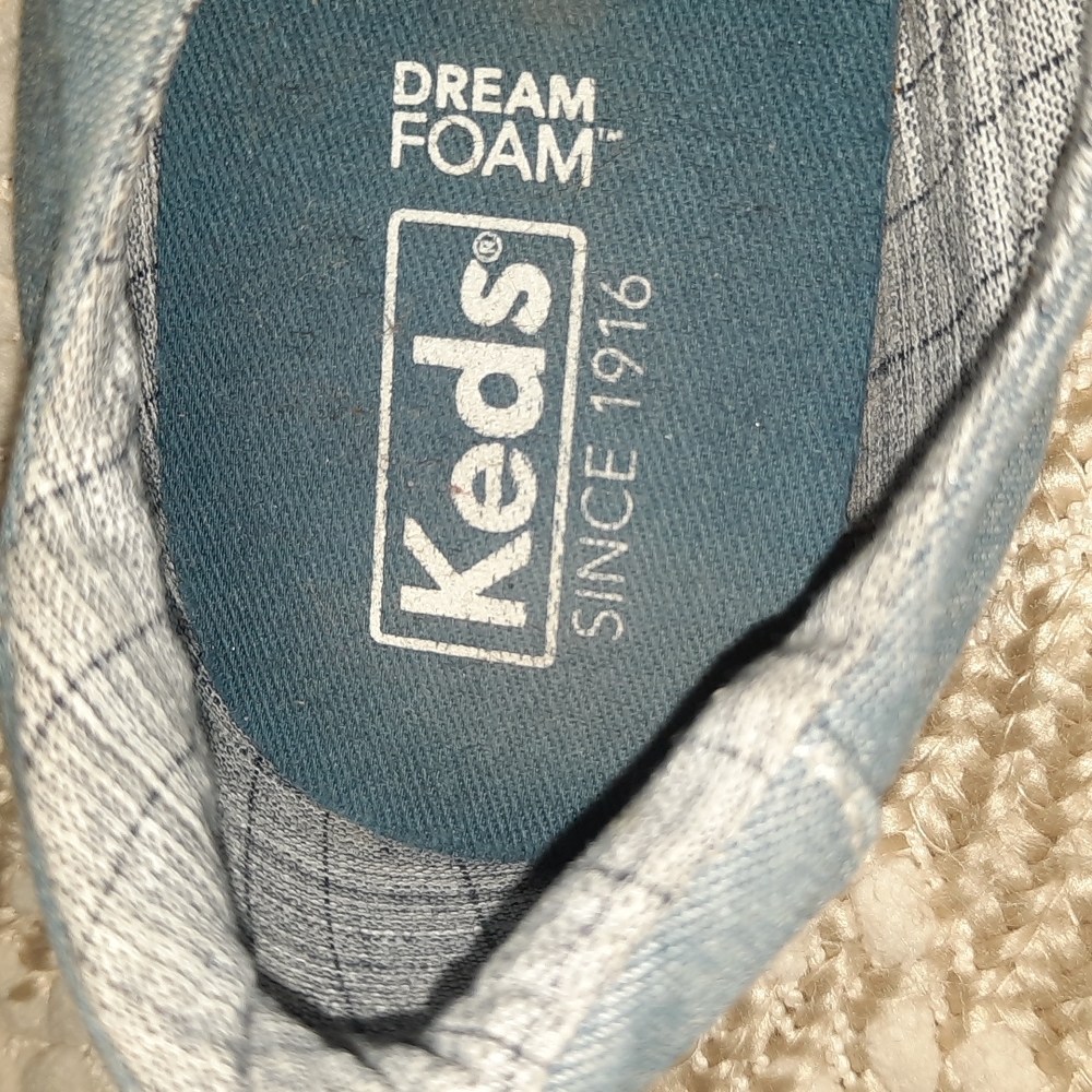 LAST CHANCEKeds Women's Blue Chambray Dream Foam lace up comfort sneakers sz.9 - Picture 3 of 7